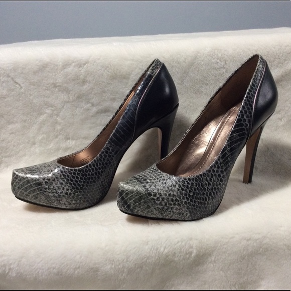 🐞 BCBGeneration Paeyton Pumps NWT - Picture 3 of 7